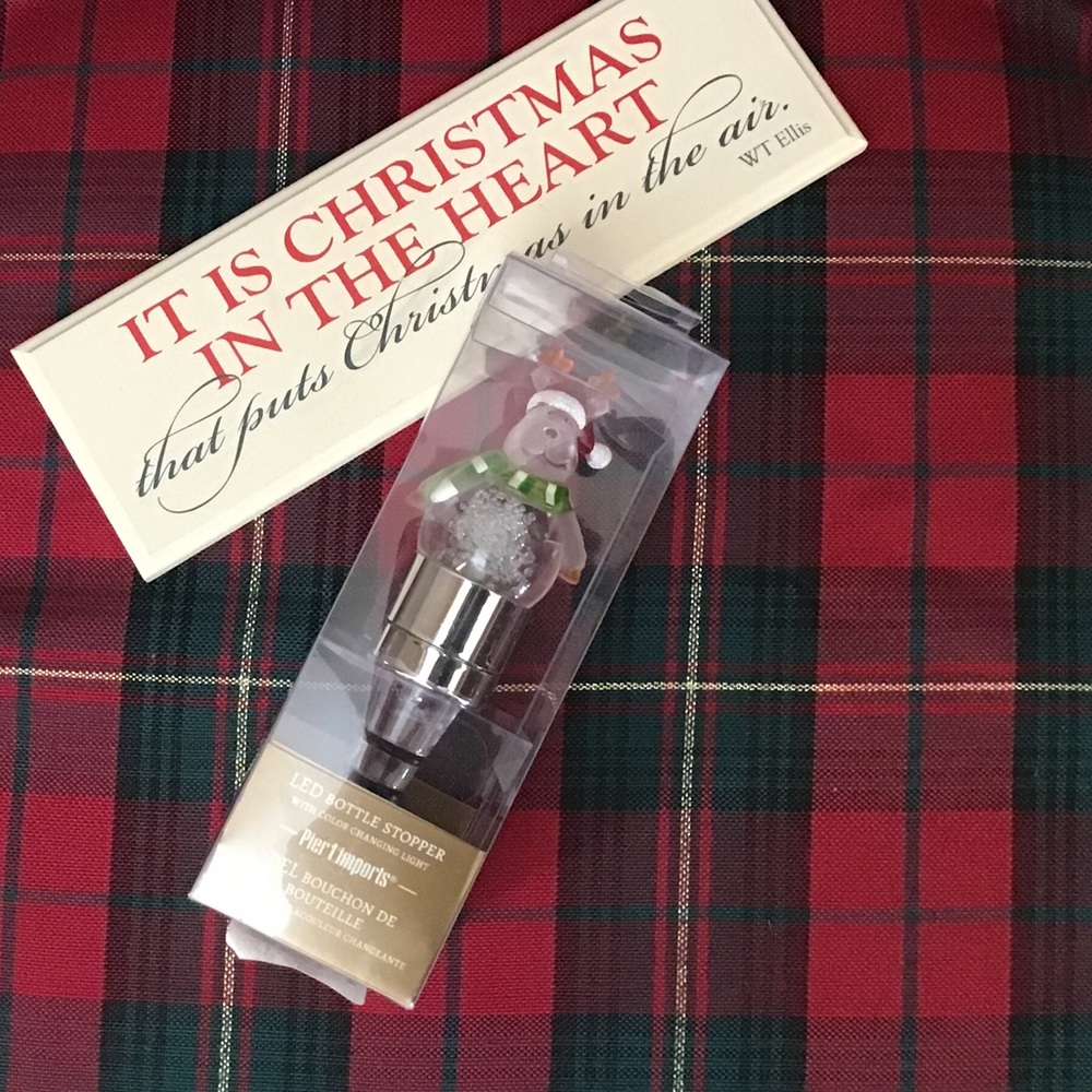 Pier 1 LED reindeer wine bottle stopper